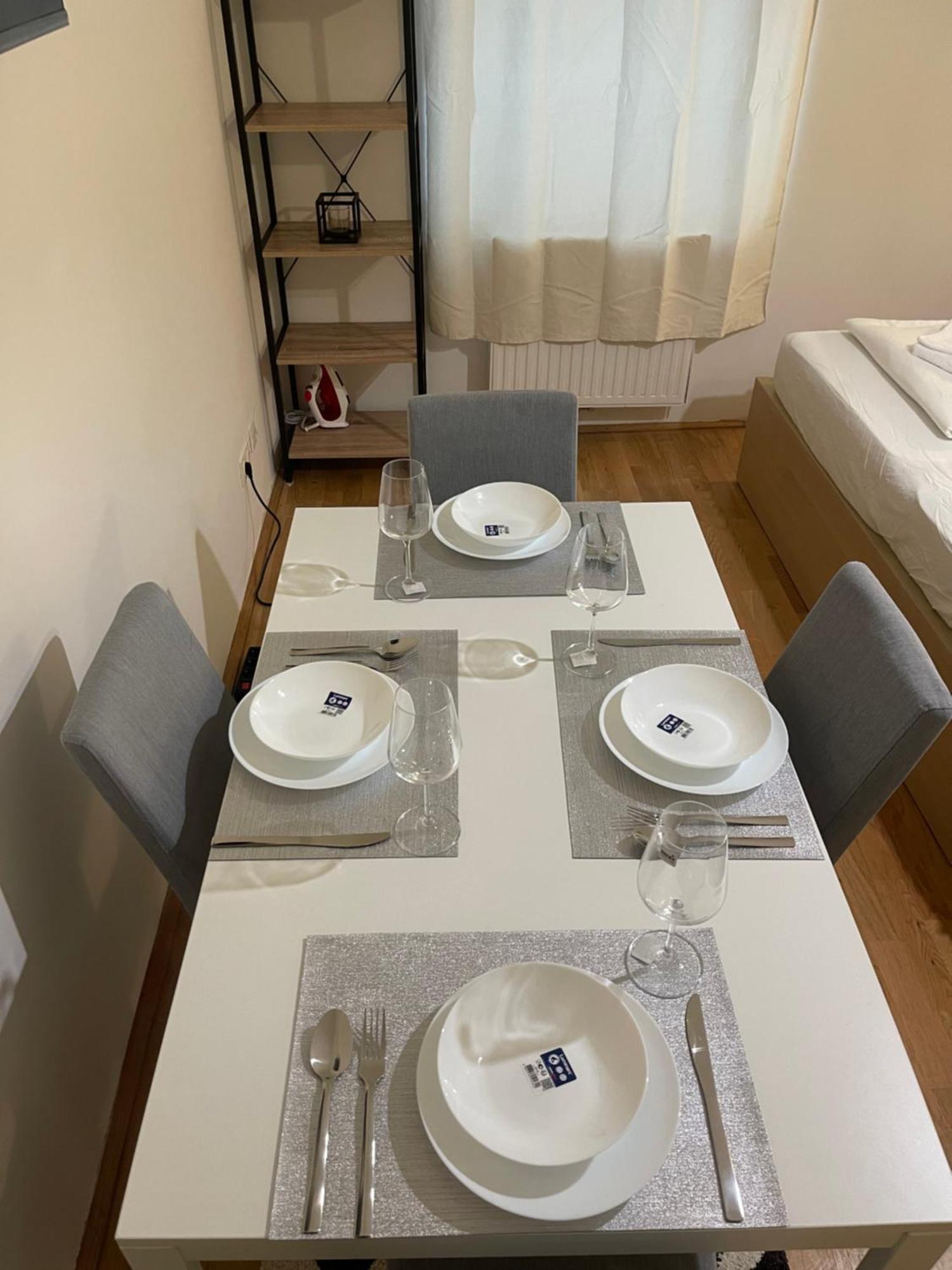 Cozy 5-Person Apartment In Vienna 2 Buitenkant foto